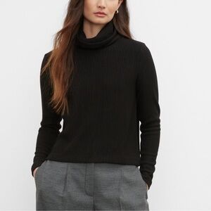 Club Monaco Meredy Black Turtleneck size small - Club Monaco Sweater black mock